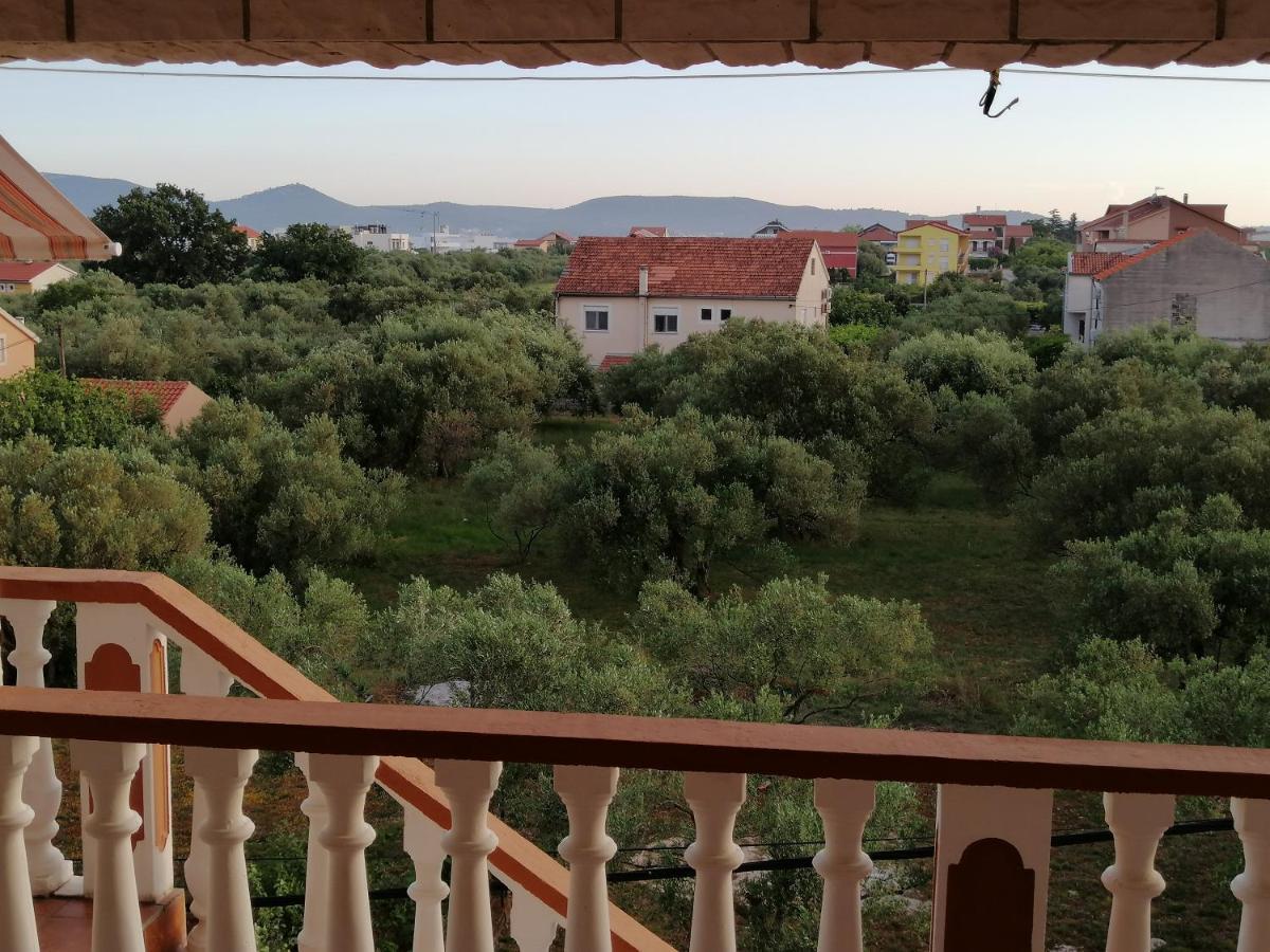 Apartments Brkovic Sukošan Eksteriør bilde