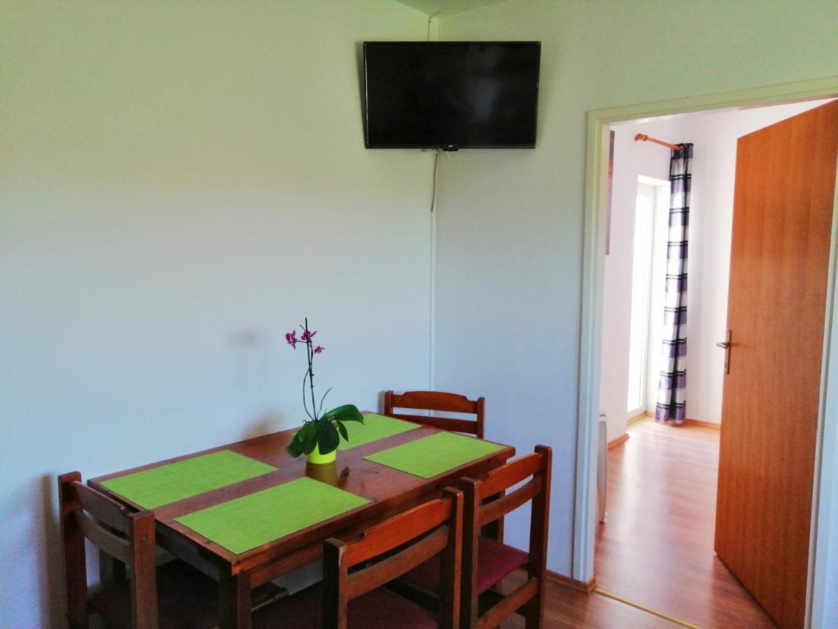 Apartments Brkovic Sukošan Eksteriør bilde