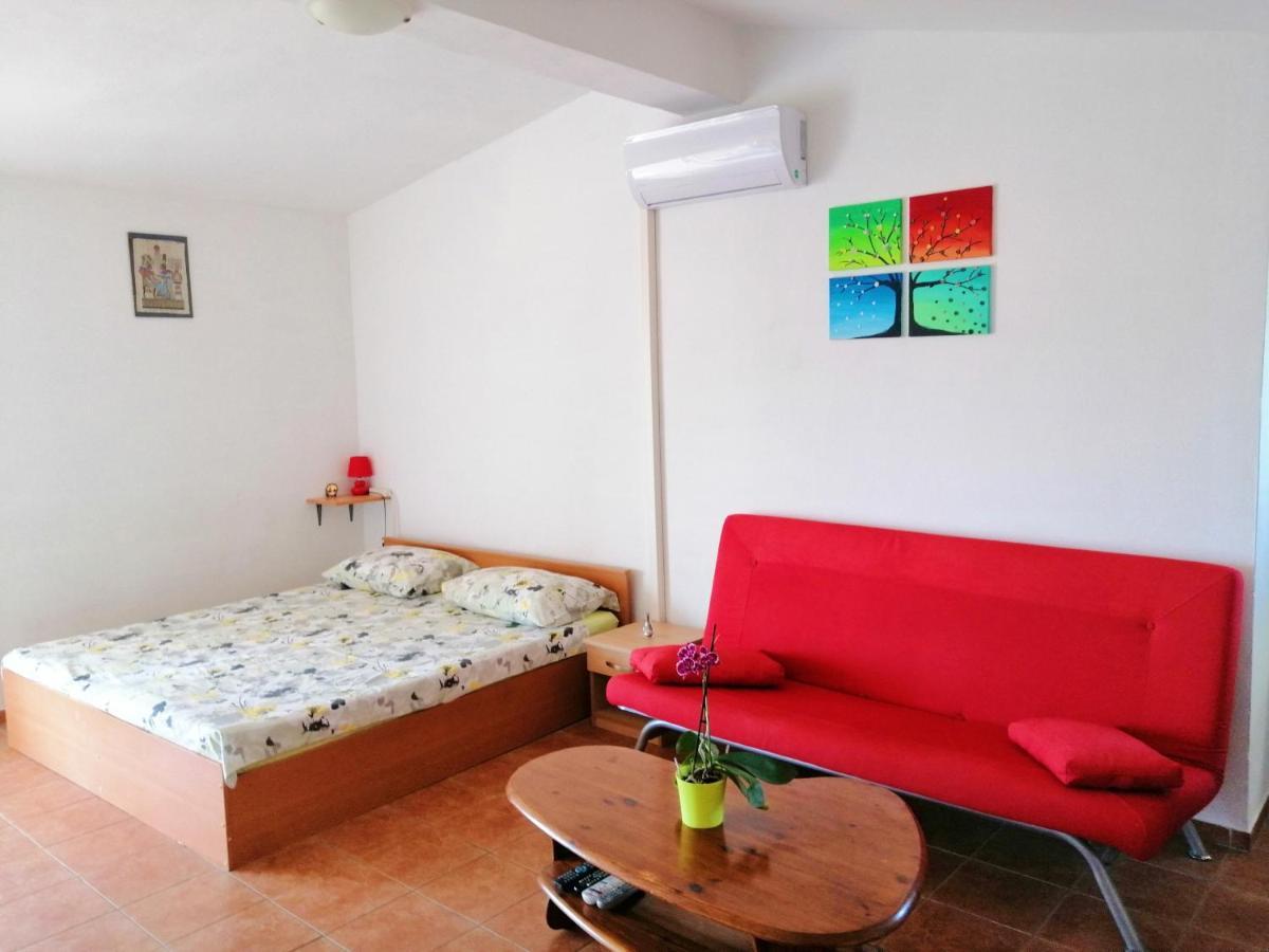 Apartments Brkovic Sukošan Eksteriør bilde