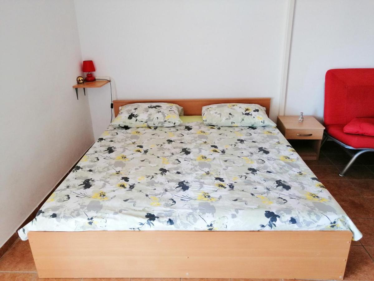 Apartments Brkovic Sukošan Eksteriør bilde