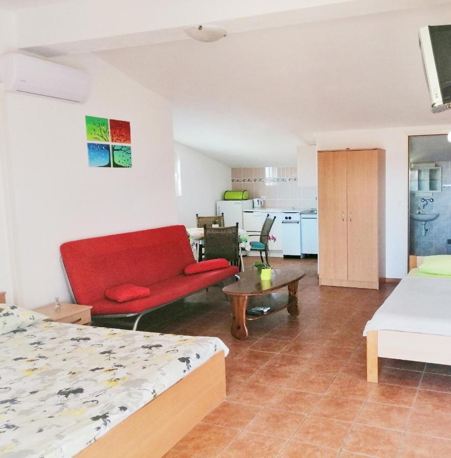 Apartments Brkovic Sukošan Eksteriør bilde