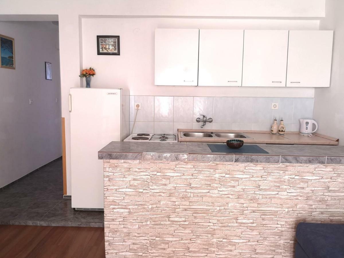 Apartments Brkovic Sukošan Eksteriør bilde